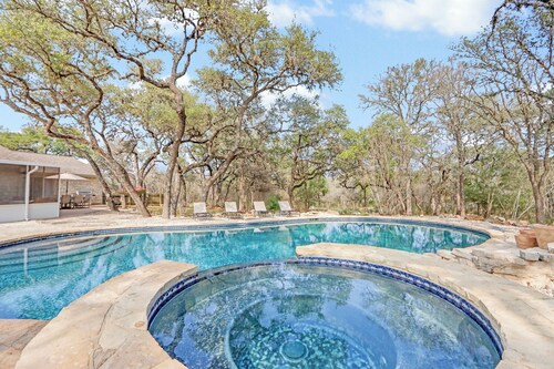 Spacious 5BR Retreat w/ Pool, Spa, Fire Pit & Game-Friendly Spaces