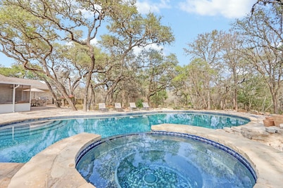 Spacious 5BR Retreat w/ Pool, Spa, Fire Pit & Game-Friendly Spaces