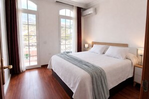 Room - Vrbo Property (Costa Adeje)