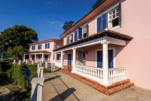 บริเวณภายนอก