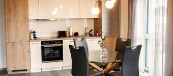 อพาร์ตเมนต์-เฟือร์สเทเนา