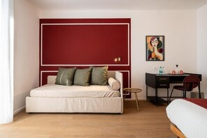 Room - Newly renovated apartment for families and groups in the historic center (Napoli)