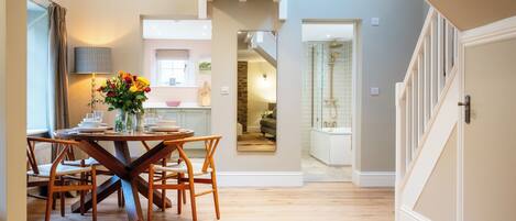 تناول الطعام