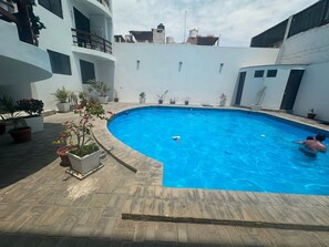Outdoor pool - Apartment in Pulpos Beach! Panoramic view! (Punta Hermosa)