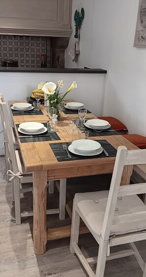 Dining - Bienvenue Chez Suzanne ! (Fermanville)