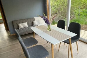 Dining - Whole lodge: cabin in Coyhaique, Chile (Coyhaique)