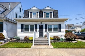 Exterior - Summer Rental in charming Ventnor City! (Ventnor City)