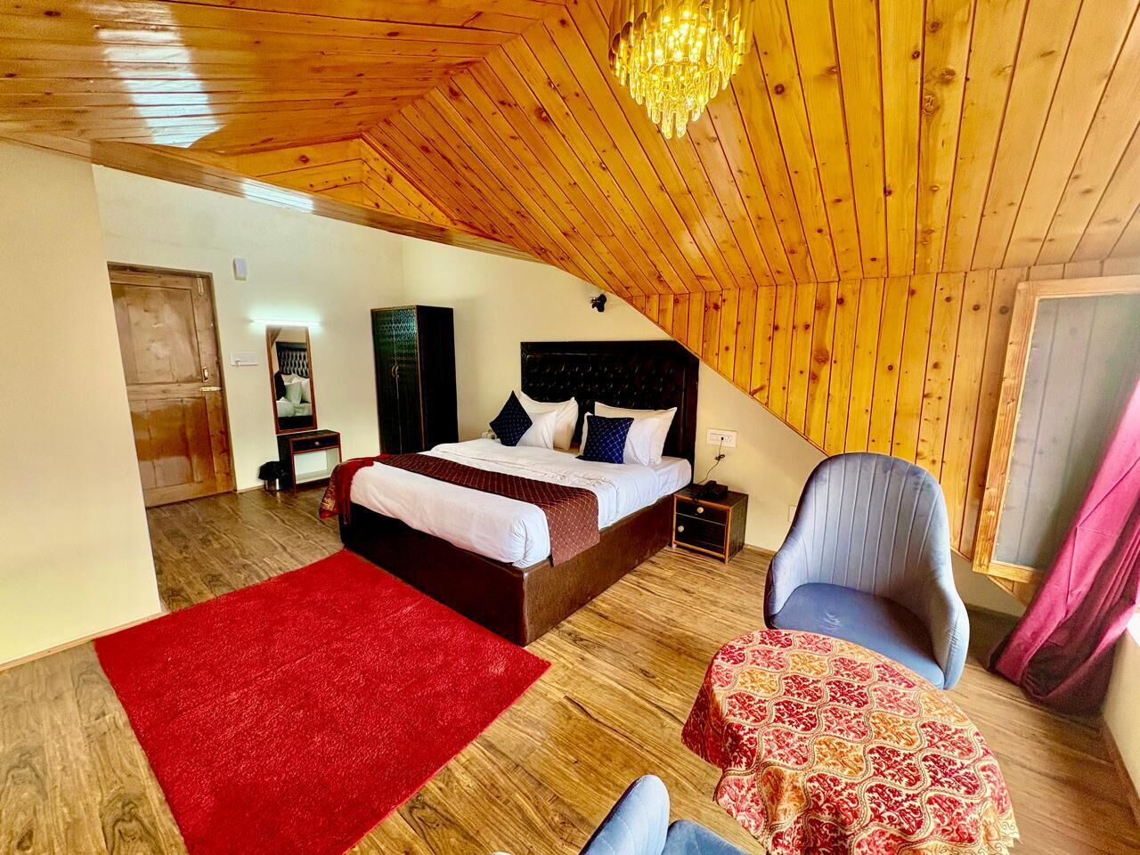 Comfort Double Room, Balcony, Mountain View