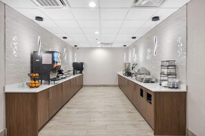 Dining - Hawthorn Extended Stay By Wyndham Nashville Airport/Opryland (Nashville)