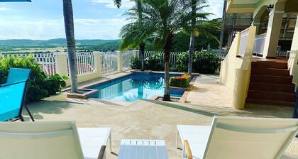 Spacious 4-bedroom house in beautiful La Parguera, Lajas with AC