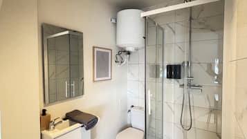 Hair dryer, towels