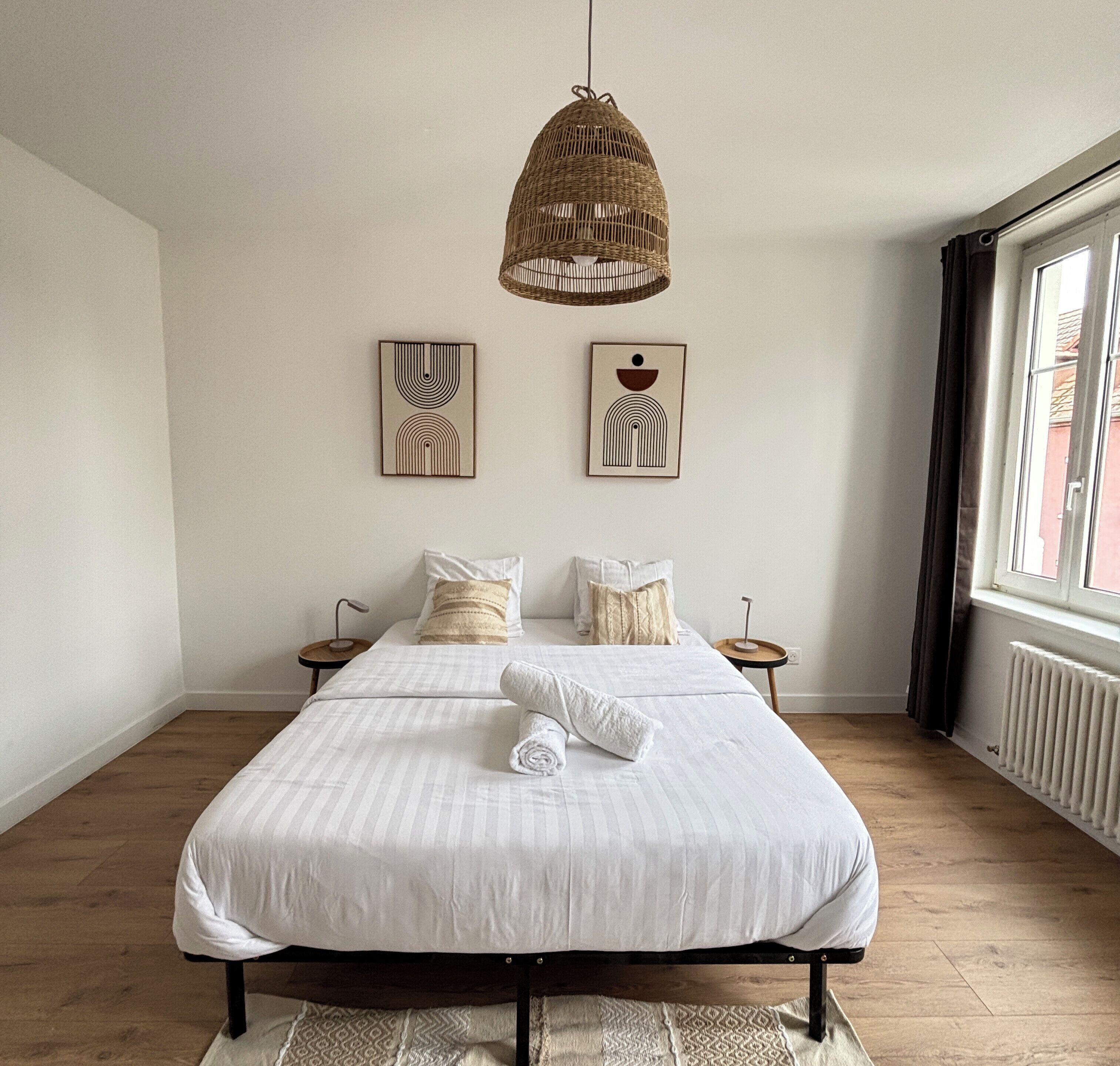 1 chambre, fer et planche à repasser, lit parapluie, Wi-Fi
