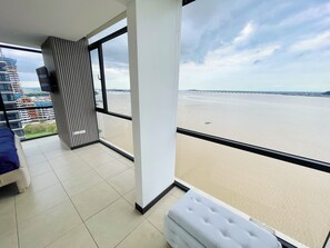 Interior - Penthouse High Floor With River View, Puerto Santa Ana (Vista Hermosa) (Guayaquil)