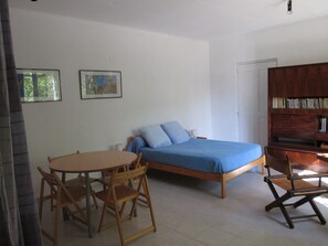 Internet, bed sheets - VAISON LA ROMAINE QUIET STUDIO IN THE HEART OF NATURE (CRESTET)