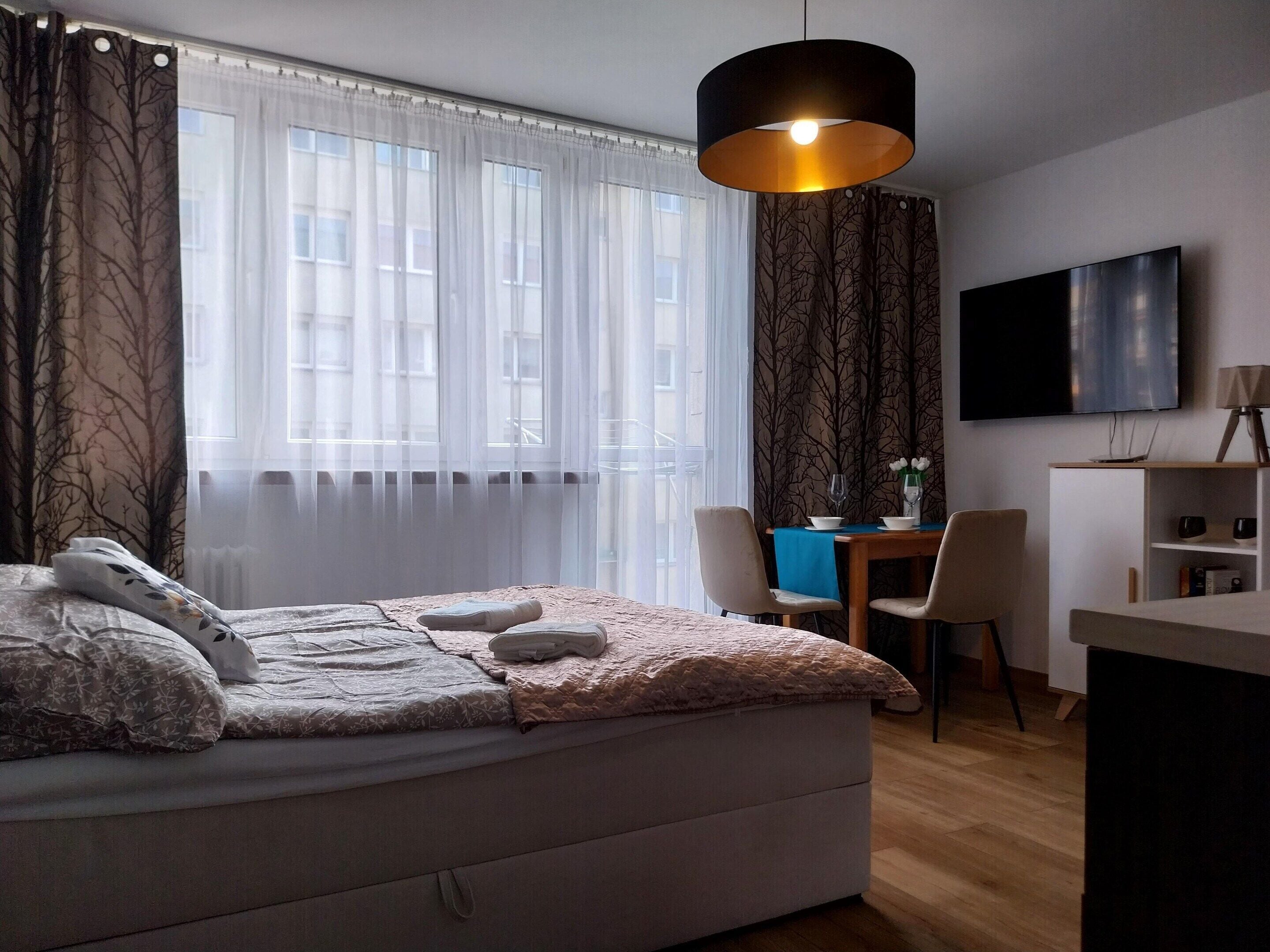 Apartment | 1 bedroom, bed sheets