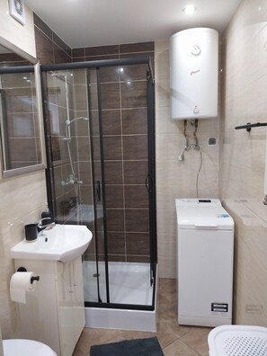Apartment | Badezimmer