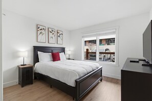 2 Schlafzimmer, Bügeleisen/Bügelbrett, Reisekinderbett, WLAN