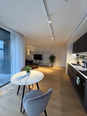 Private kitchen - Luxury 2 Bed 2 Bath King Cross with Terrace (Greater London)