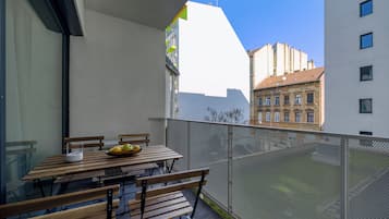 Departamento, 2 habitaciones | Restaurante al aire libre