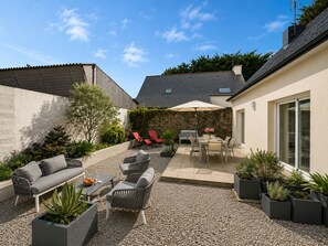 Outdoor dining - 500m from the beach – House for 6 with terrace (Saint-Pierre-Quiberon)