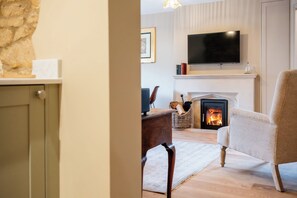 Interior - Beechwood Cottage Banham Cottages (Bourton-on-the-Water)