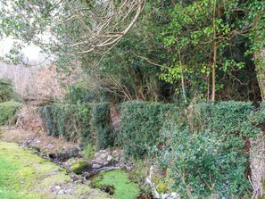 Property grounds - Lugdine Lodge (Glengarriff)