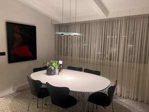 Dining - Beautiful home in Reykjavík - excellent location. (Reykjavík)