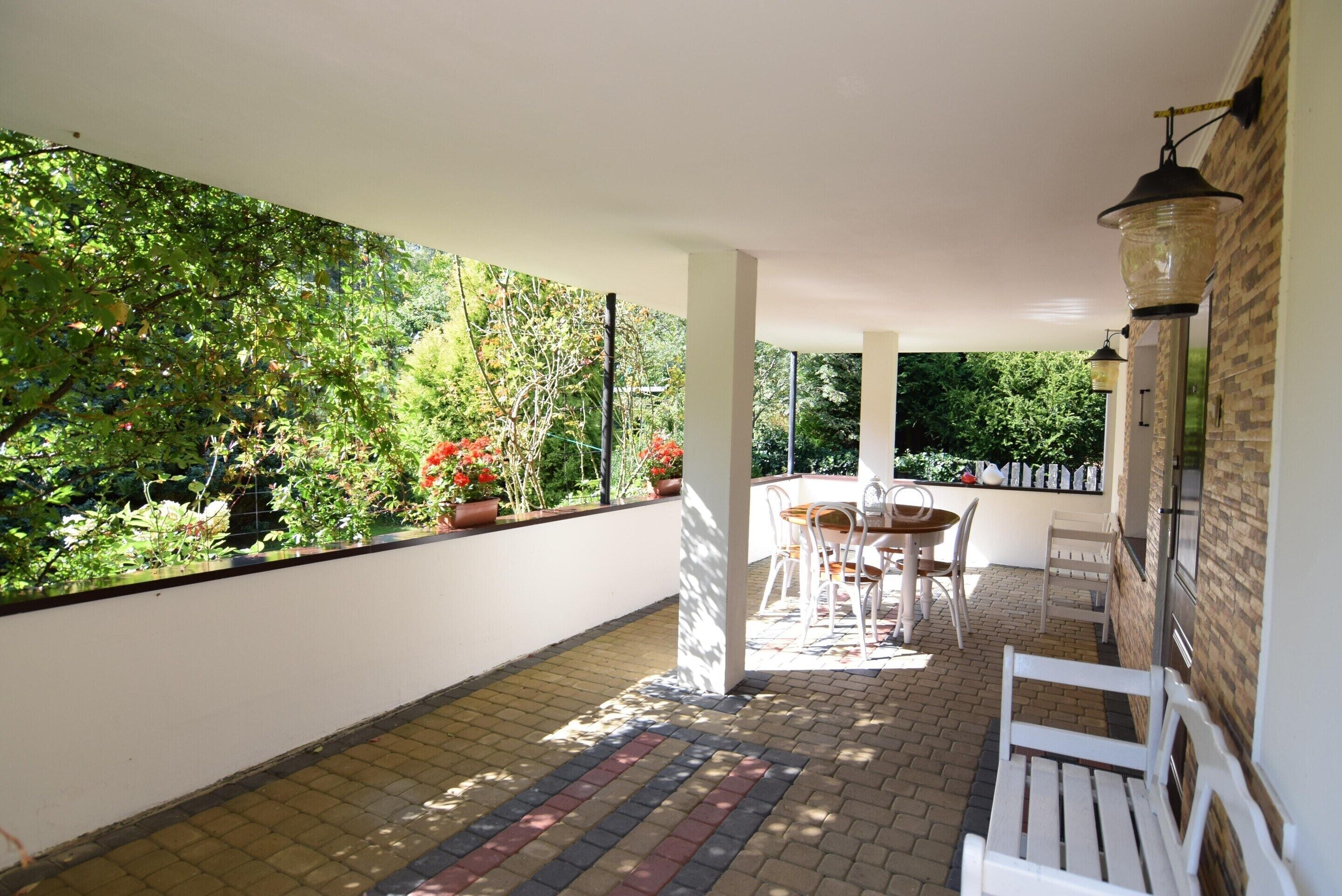 House | Balcony
