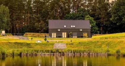 Large holiday home with a jacuzzi on the terrace
