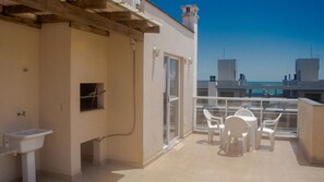 Comfort-mökki | Ulkoruokailutilat