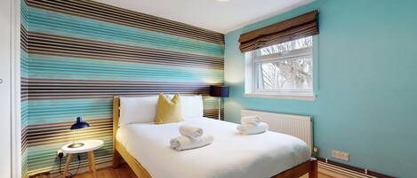 1 chambre, fer et planche Ă repasser, Wi-Fi gratuit, draps fournis