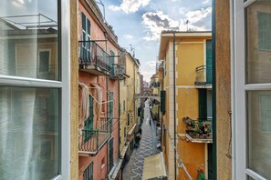 Interior - Apartment 'La Casa Del Marchese' with Private Terrace (Pietra Ligure)