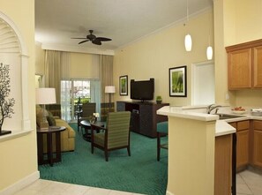 Living area - Harborside Resort at Atlantis-2 Bedrooms and Full Resort Access (N.P)