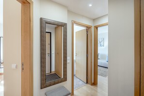 House - Olaias Modern W Garage by Homing (Lisbon)