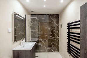1 bedroom - Olaias Modern W Garage by Homing (Lisbon)