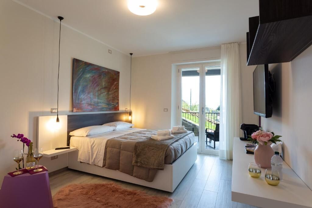 Economy Double Room, Garden View