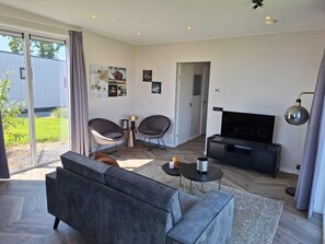 Living room - 2-bedroom Chalet With Terrace (West-Graftdijk)