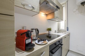 Fridge - Monte Ceneri, 71 - Modern, convenient and well-connected (Milan)