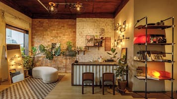 Luxury Studio Suite, City View | Spa