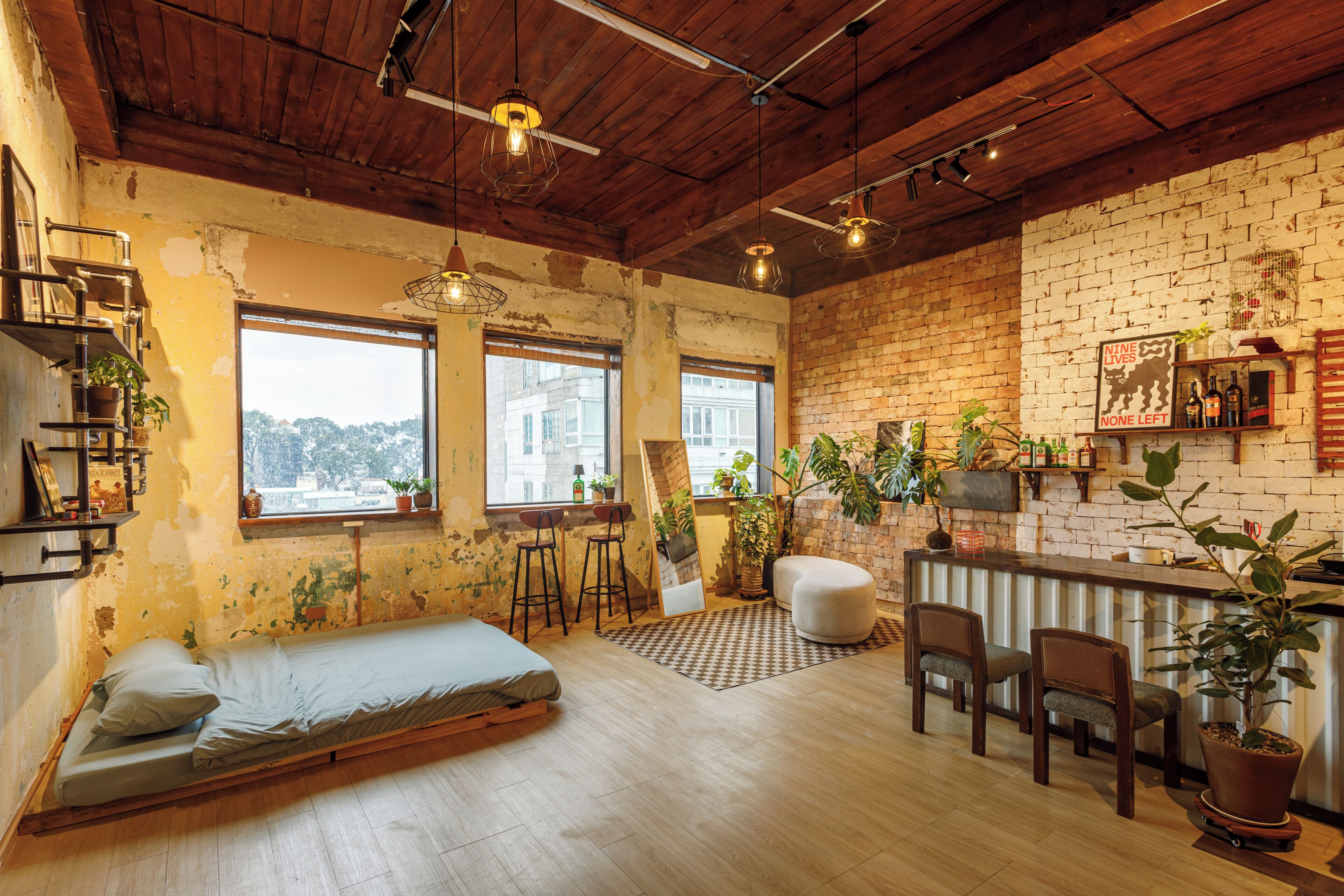 Luxury Studio Suite, City View | Spa