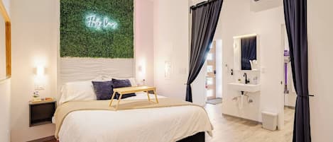 1 habitación, escritorio, tabla de planchar con plancha y wifi gratis