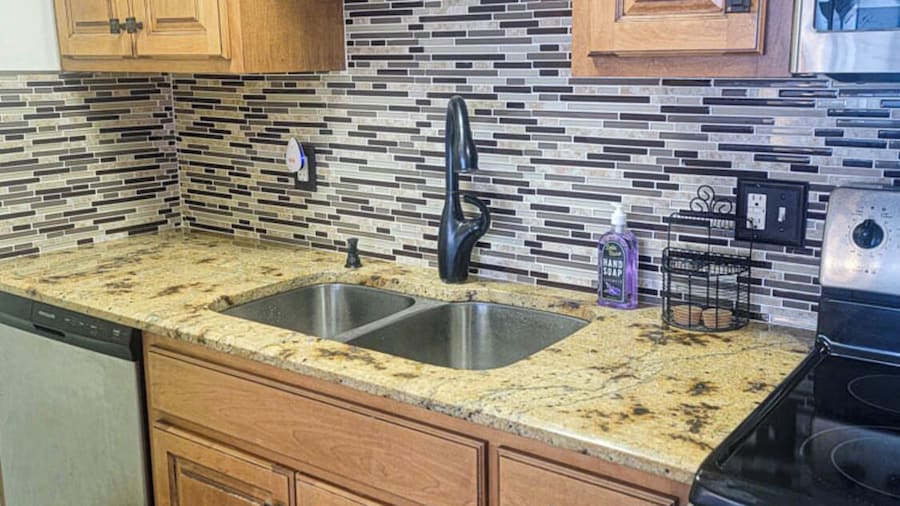 Urban Living - 2 Bed and 1 Bath