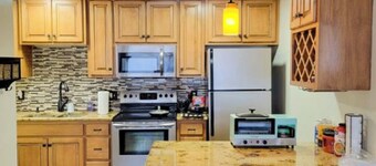 Urban Living - 2 Bed and 1 Bath