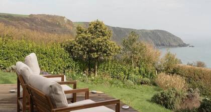 House, Shepherds Hut, Panoramic Sea Views, Parking