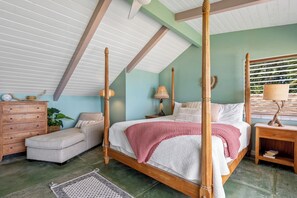 3 habitaciones, tabla de planchar con plancha, cuna de viaje y internet 
