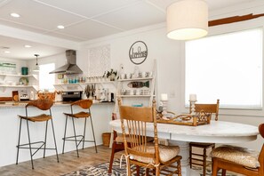 Dining - OM Shanti Seaside Cottage (Port St. Joe)