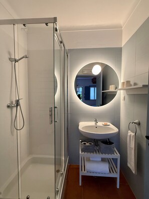 Classic Double or Twin Room, Patio, Garden View | Bathroom | Shower, towels, soap, shampoo