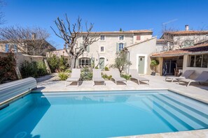 A heated pool - Le Petit Citronnier - Four Bedroom Villa, Sleeps 8 (Maillane)