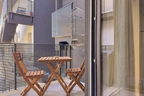 Outdoor dining - Comfort, Style and Connectivity Included (Civitanova Marche)