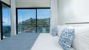 Iron/ironing board, travel cot, free WiFi, bed sheets - Villa Aletheia by LovelyStay (Funchal)